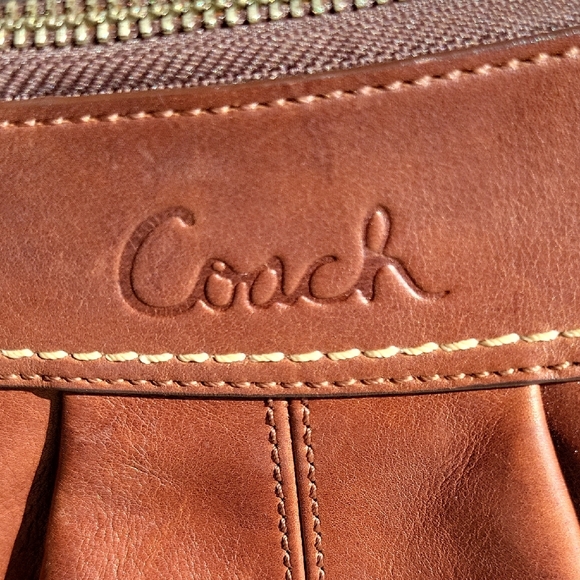 Coach Rich Brown Leather Shoulder Bag - Picture 2 of 12